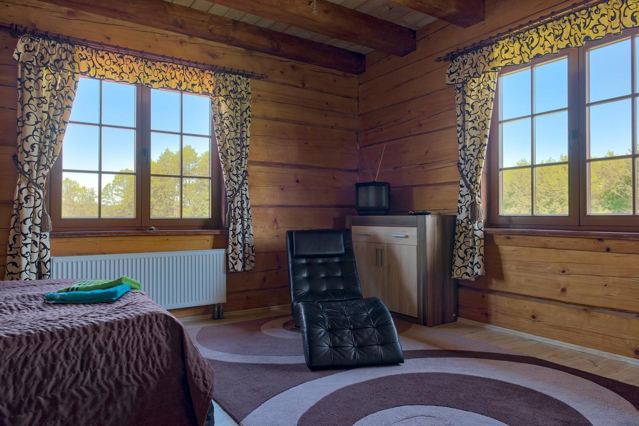 Willa Limajno Cerkiewnik Exteriör bild